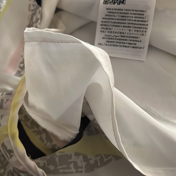 GUESS Romper Sz XL spaghetti straps tie waist - Picture 9 of 9